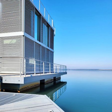 Schwimmendes Ferienhaus Silent Elsterheide Екстер'єр фото