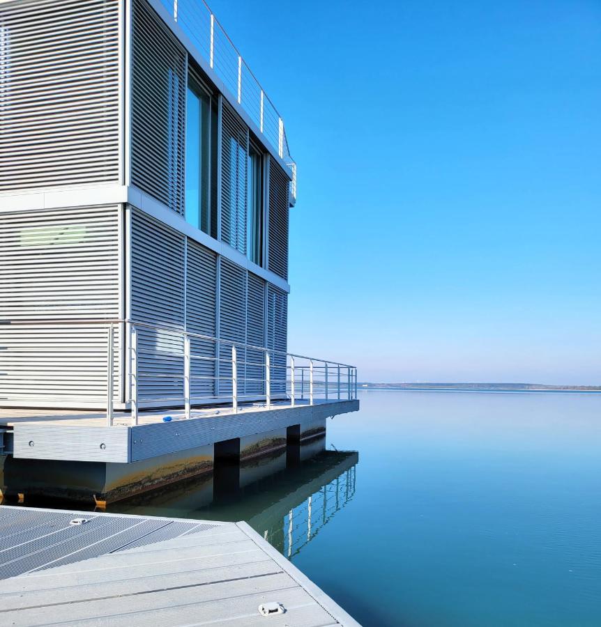 Schwimmendes Ferienhaus Silent Elsterheide Екстер'єр фото