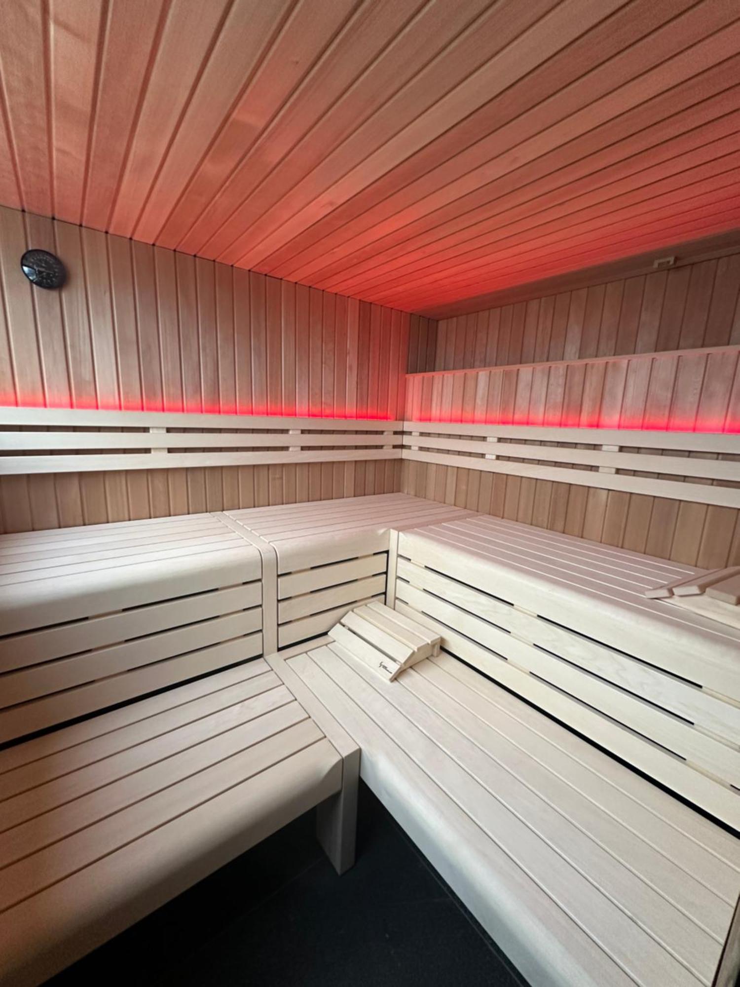 Schwimmendes Ferienhaus Silent Elsterheide Екстер'єр фото